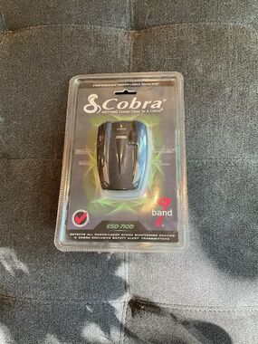 NIB Cobra ESD 7100 9 Band Performance Radar/Laser Detector